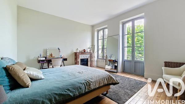 Maison à vendre 7 pièces 262 m² Montguyon