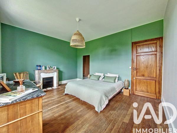 Maison à vendre 7 pièces 262 m² Montguyon