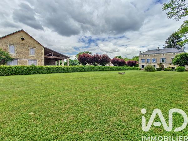 Maison à vendre 7 pièces 262 m² Montguyon