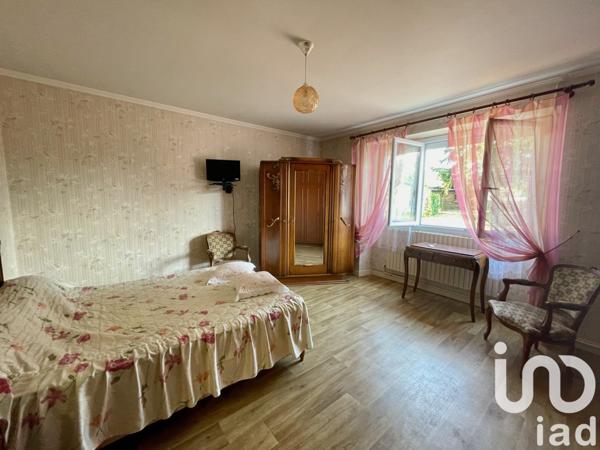 Maison 5 pièces de 120 m² à La Breille-les-Pins (49390)