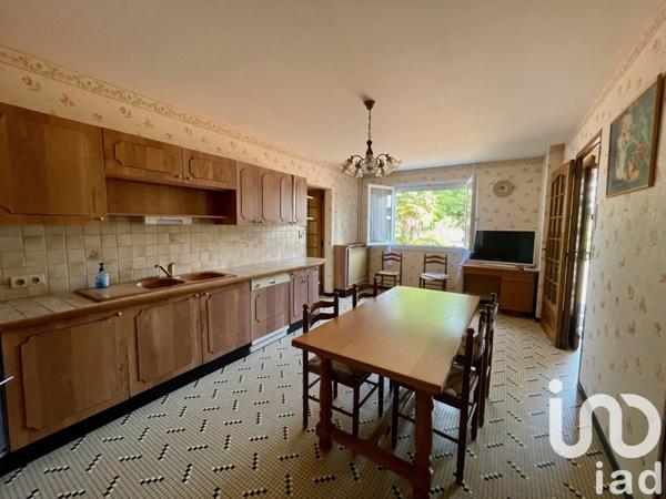 Maison 5 pièces de 120 m² à La Breille-les-Pins (49390)