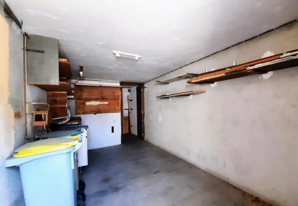 Appartement T3 avec cours privée, cave et garage