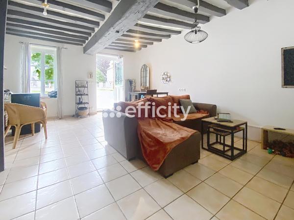 Maison
         4 pièces
        - 80 m² Exclusivité 86 000 € *