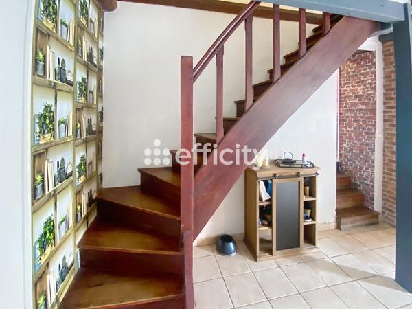 Maison
         4 pièces
        - 80 m² Exclusivité 86 000 € *