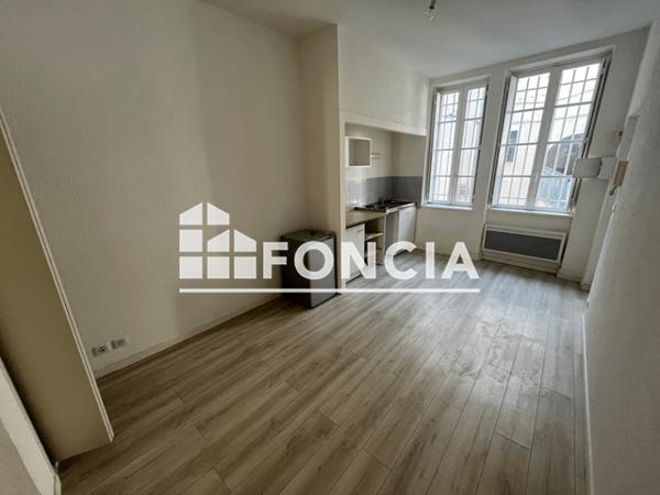 Location Appartement 2 pièces 31.67 m² - 5 rue grizot Nimes 30000