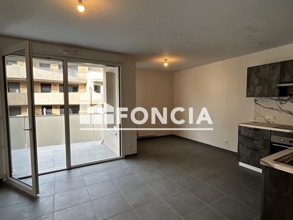 Location Appartement 2 pièces 45.49 m² - 2-6-8 CHEMIN DES CLOS Meylan 38240