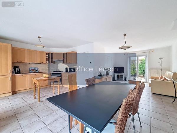 Maison à vendre à Prévessin-Moëns dans l'Ain (01280), ref : 01047-776