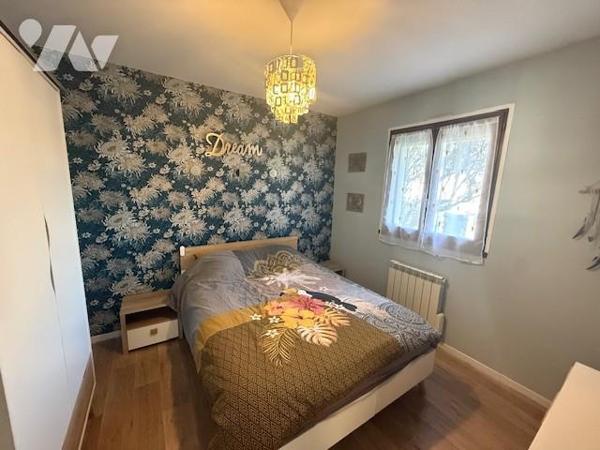 Entre Orbec et Lisieux GLOS maison belles prestations sur sous-sol 3 CH