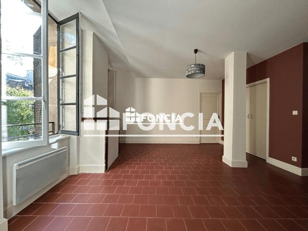 Location Appartement 2 pièces 58.79 m² - 19 RUE DE VERDUN Carcassonne 11000