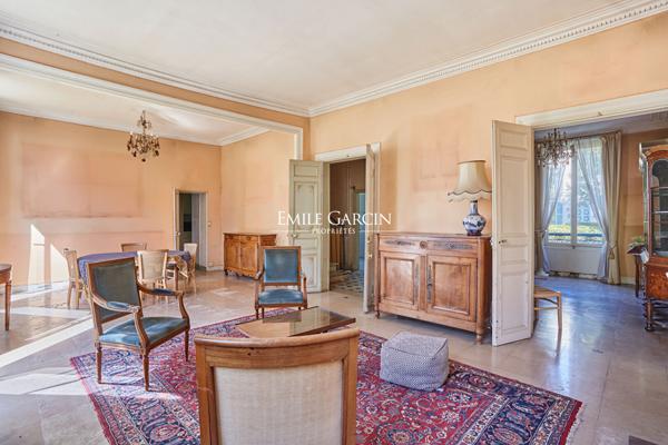 A vendre - Hôtel Particulier - jardin- 7 chambres - 244.3 m² - Château St Germain en Laye