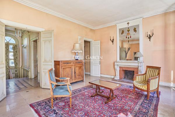A vendre - Hôtel Particulier - jardin- 7 chambres - 244.3 m² - Château St Germain en Laye