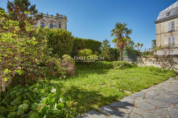 A vendre - Hôtel Particulier - jardin- 7 chambres - 244.3 m² - Château St Germain en Laye