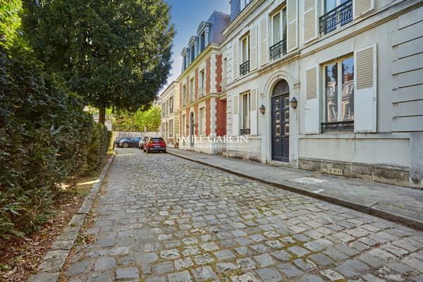A vendre - Hôtel Particulier - jardin- 7 chambres - 244.3 m² - Château St Germain en Laye
