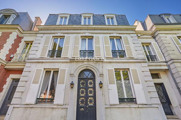 A vendre - Hôtel Particulier - jardin- 7 chambres - 244.3 m² - Château St Germain en Laye