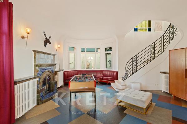 LE PECQ - DEMEURE D’EXCEPTION · 565 m² · 20 pièces · 3 Parcelles - 1 888 m² · Piscine · Terrasse 100 m² · Vue Paris & Tour Eiffel · Garage 40 m² · Carport 50 m²