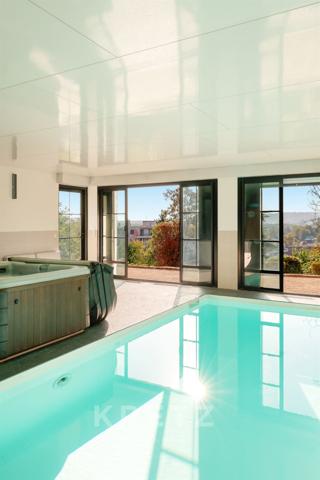 LE PECQ - DEMEURE D’EXCEPTION · 565 m² · 20 pièces · 3 Parcelles - 1 888 m² · Piscine · Terrasse 100 m² · Vue Paris & Tour Eiffel · Garage 40 m² · Carport 50 m²