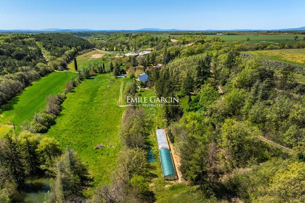 A vendre - Propriété de 10 hectares - Haute Provence
