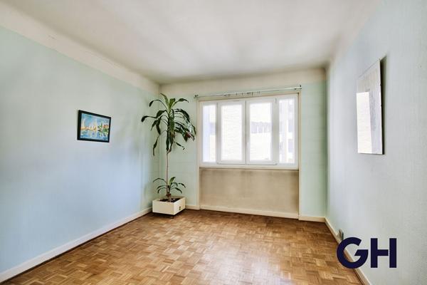Appartement 4 pièces Lyon 6e - Élégance, volume, rue Duguesclin
