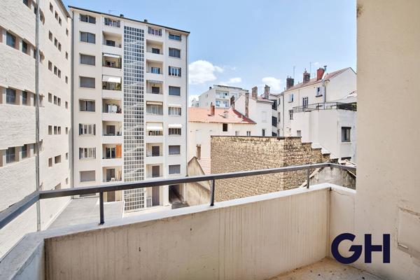 Appartement 4 pièces Lyon 6e - Élégance, volume, rue Duguesclin