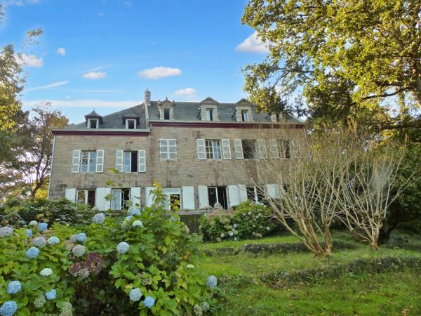 Manoir les pieds dans l'eau Baie de Douarnenez