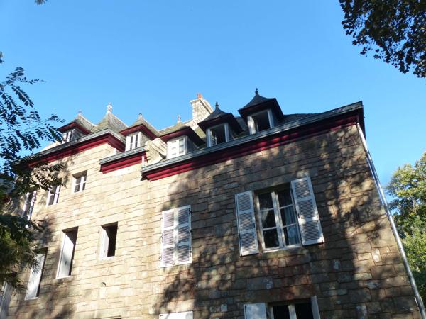 Manoir les pieds dans l'eau Baie de Douarnenez