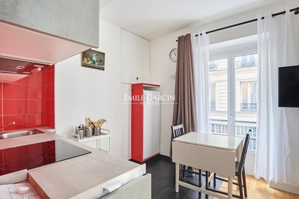 A vendre  - appartement  - Paris 75010 - Canal Saint-Martin