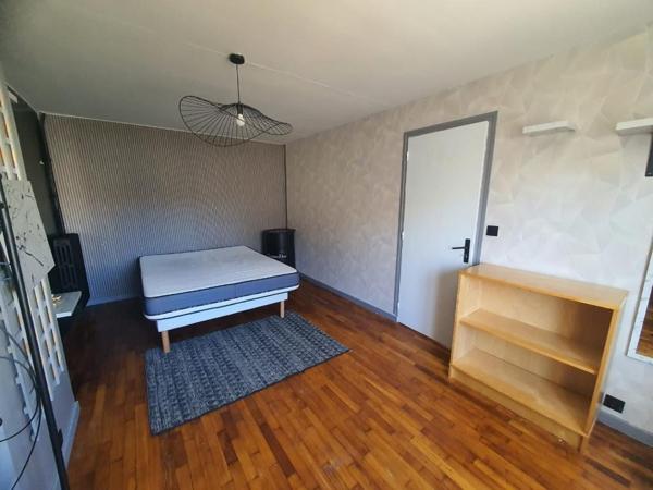 EXCLUSIVITÉ LANESTER : Au centre, citadine 3 chambres , grenier aménageable