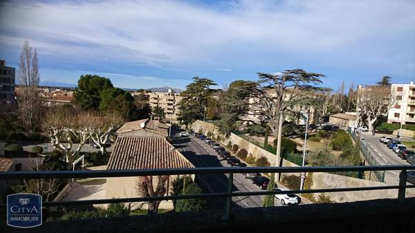 Appartement à louer 3 pièces 94.84m² Salon-de-Provence (13300)