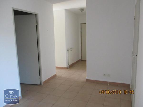 Appartement à louer 3 pièces 94.84m² Salon-de-Provence (13300)