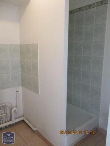 Appartement à louer 3 pièces 94.84m² Salon-de-Provence (13300)