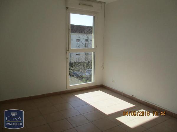 Appartement à louer 3 pièces 94.84m² Salon-de-Provence (13300)