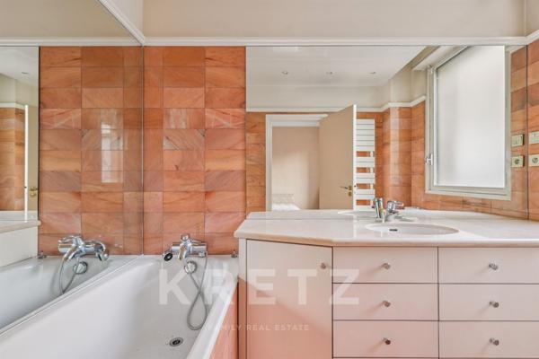 Appartement baigné de lumière Avenue Georges Mandel