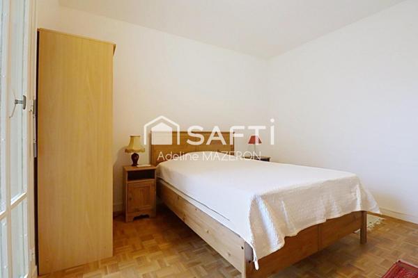 A deux pas du bord de mer