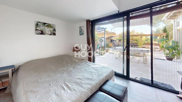 Secteur de Saint Antoine  , l'Isle-sur-la-Sorgue  - 167m² - 2450m² de terrain