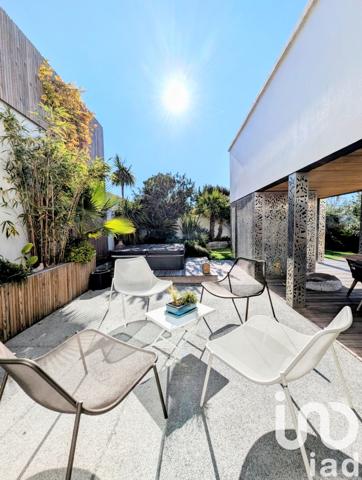 Maison à vendre 5 pièces 151 m² La Rochelle