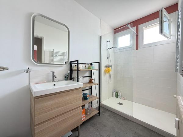 Appartement Lons-le-Saunier 4 pièces / 2/3 chambres / 91.63 m²