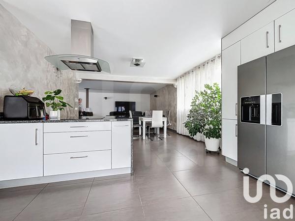 Maison à vendre 4 pièces 144 m² Pontault-Combault