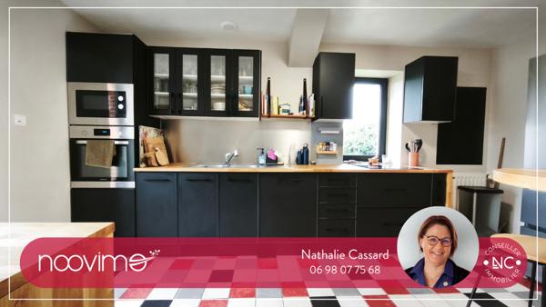 Maison en pierres de 250 m² 5 chambres sur 1850 m² avec piscine