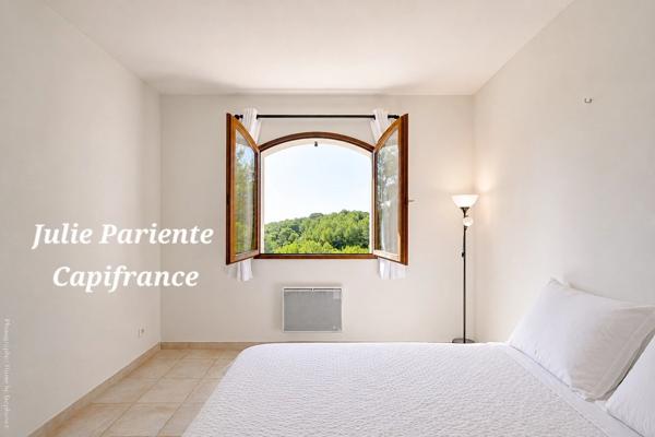 Maison à vendre 6 pièces LA CIOTAT (13)4000 M2 Terrain