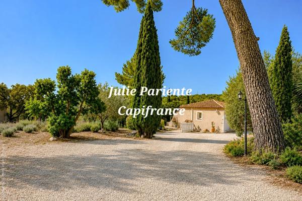 Maison à vendre 6 pièces LA CIOTAT (13)4000 M2 Terrain