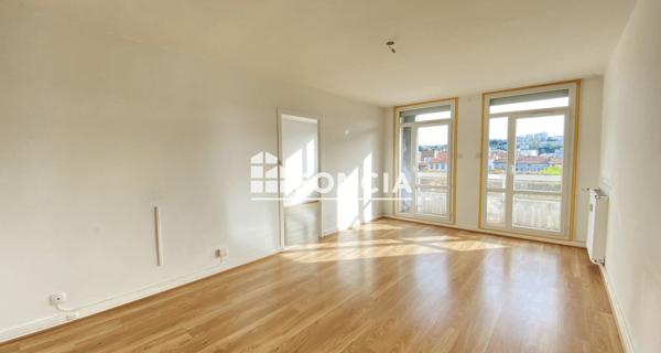 Location Appartement 5 pièces 105.97 m² - Saint-étienne 42100