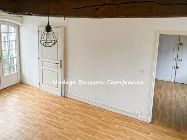 À Vendre : Immeuble d’Habitation d'environ 85 m² au sol Modulable à Dives-sur-Mer