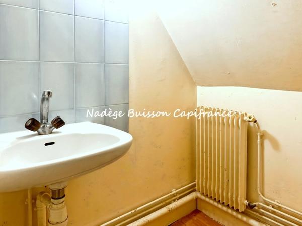 À Vendre : Immeuble d’Habitation d'environ 85 m² au sol Modulable à Dives-sur-Mer