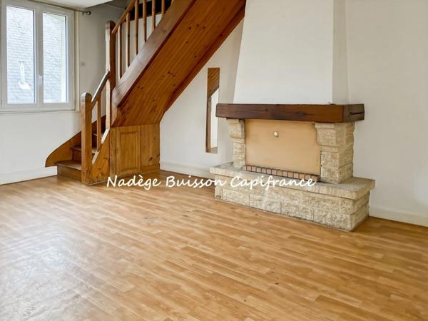 À Vendre : Immeuble d’Habitation d'environ 85 m² au sol Modulable à Dives-sur-Mer