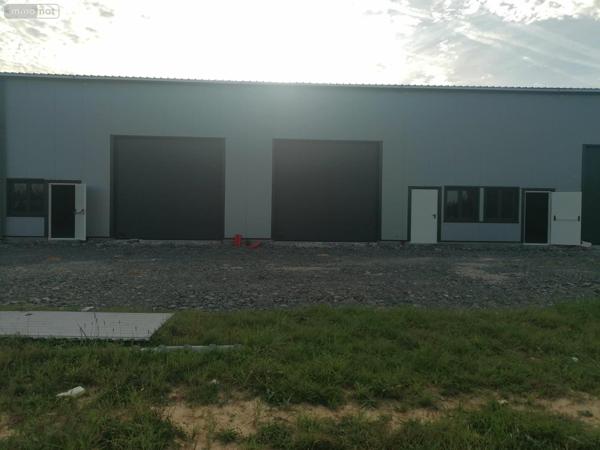 Local Professionnel et commercial à vendre à Épaignes dans l'Eure (27260), ref : MI754