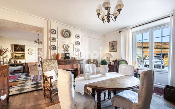 Maison à vendre    6 pièces • 153 m2 Les Cars