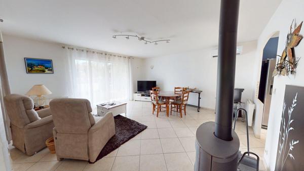 Maison à vendre à Royan - 3 pièces, 2 chambres, avec garage