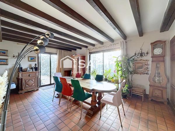 Vie de Plain-Pied avec Piscine, à sept minutes de LIMOGES