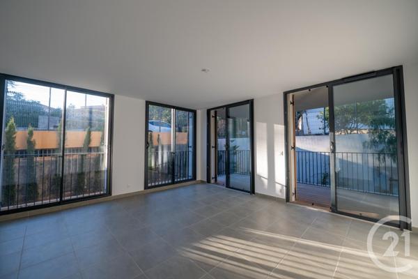 appartement à vendre  3 pièces - 63 m2 BORMES LES MIMOSAS - 83