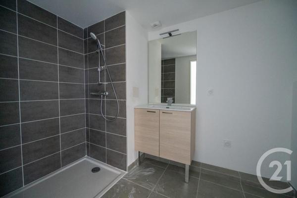 appartement à vendre  3 pièces - 63 m2 BORMES LES MIMOSAS - 83